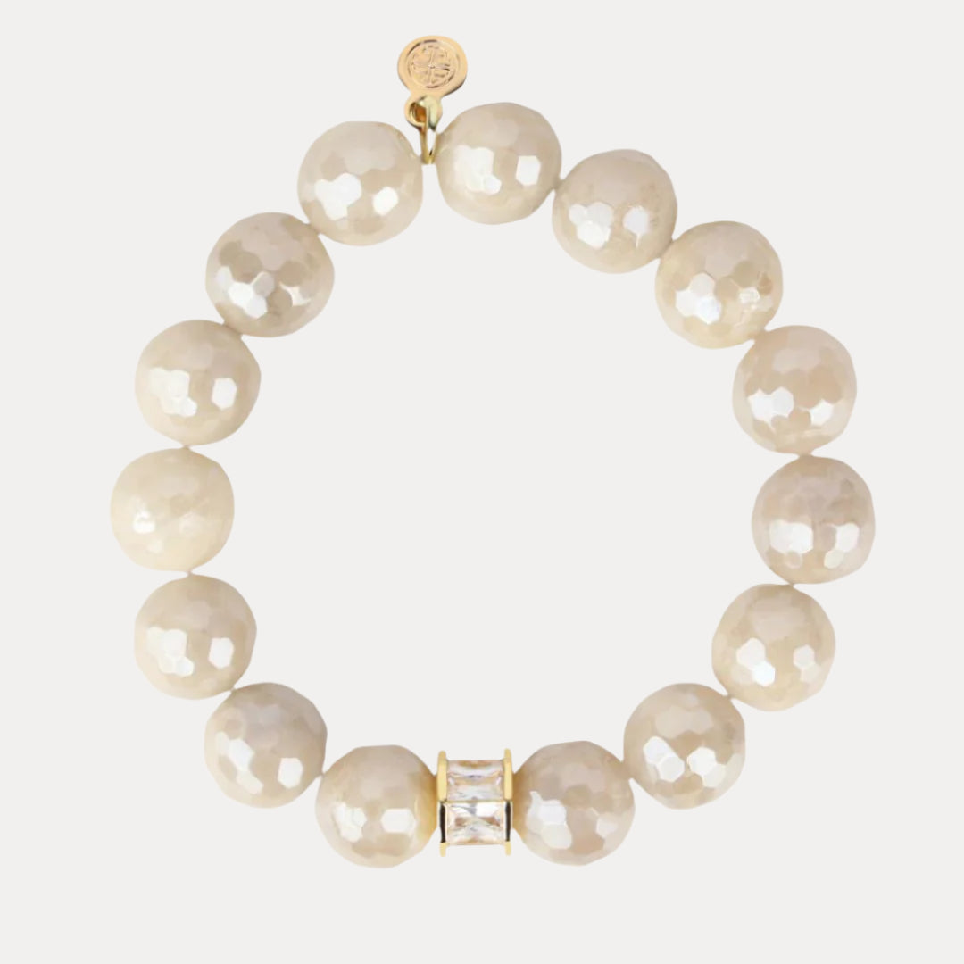 Mother of Pearl Capiz Bracelet Set: Sophisticated and Stylish