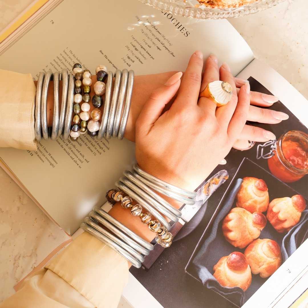 Melina Baroque Natural Pearl Bracelet | BuDhaGirl