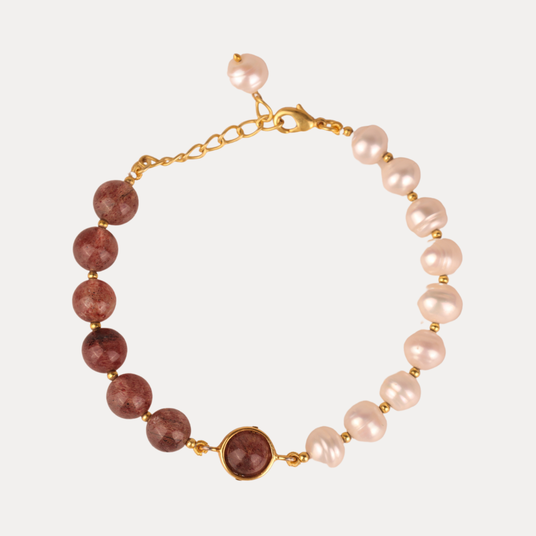 Margarite Bracelet Strawberry Pearl | BuDhaGirl
